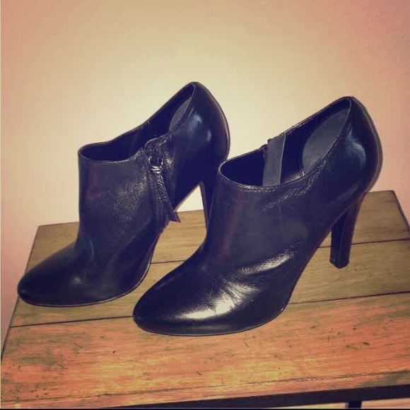 Ralph Lauren Shoes - RALPH LAUREN Black Booties